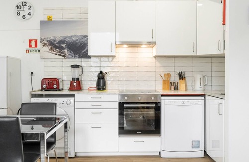 Sacramento Apartment | LV Premier Chiado CH8- comfortable, AC, lifts
