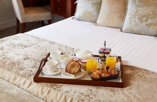 Marlow Hotel | Macdonald Compleat Angler