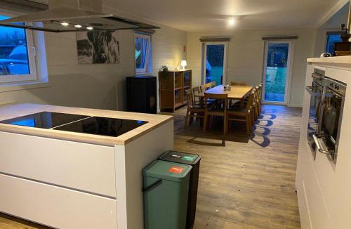 Noiseux House | Maison à l'Aise