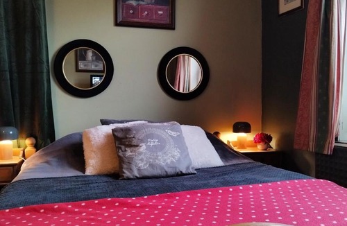 Walcourt Bed & Breakfast | Maison d'hôtes Les Notes Endormies adultes only
