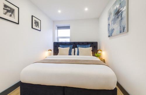 Borehamwood Apartment | Majestic House - 2 BR - Borehamwood Station