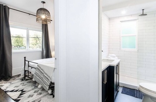 Kitsilano Hotel | Maple Beach House Kits point (Kitsilano)