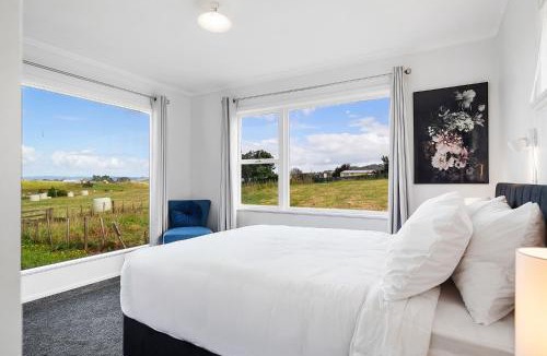 Maramarua House | Maramarua Views - 3-Bed Escape with Scenic Deck