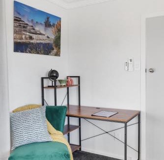 Maramarua House | Maramarua Views - 3-Bed Escape with Scenic Deck
