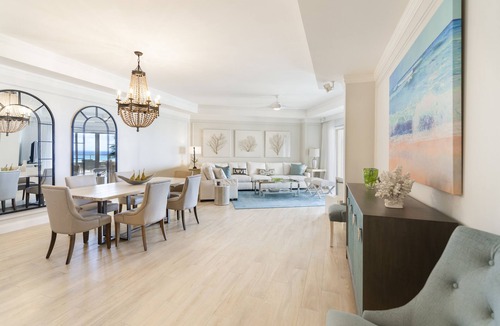 Seven Mile Beach Condo | Marvelous Top-floor Ocean View Condo located at The Ritz-Carlton