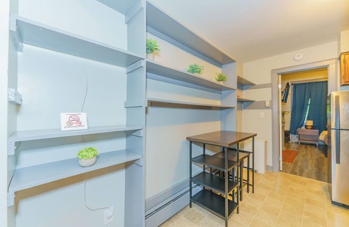 Downtown Albany House | Massive 5BD/4BA 3-Story Duplex @ Downtown Albany