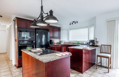 West Lincoln Other | Massive Farm house near Niagara Falls