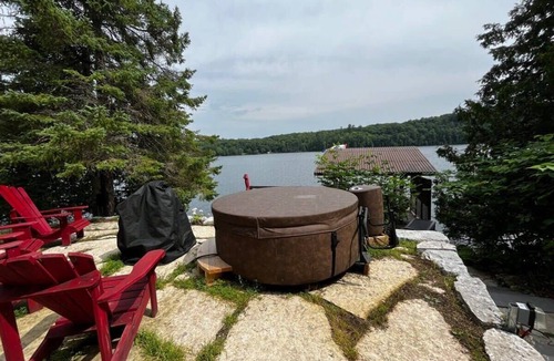 Chelsea House | Meech Lake Lodge - Family Getaway