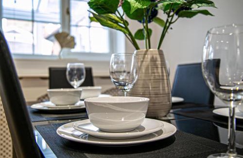 Bletchley House | Milton Keynes for Families and Contractors with Private Parking