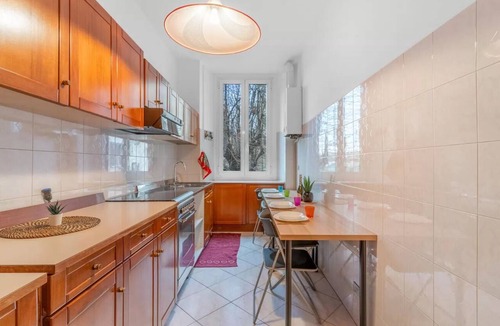 Turro Apartment | MO109 [Loreto-Cathedral] Large