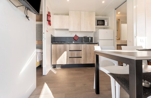 Ispra Apartment | Mobile Home 'Casa Mobile Standard 1' with Lake View, Wi-Fi and Air Conditioning