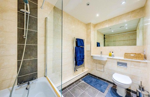 Wembley Park Apartment | Modern 1 Bed near Wembley Stadium with Rooftop Access