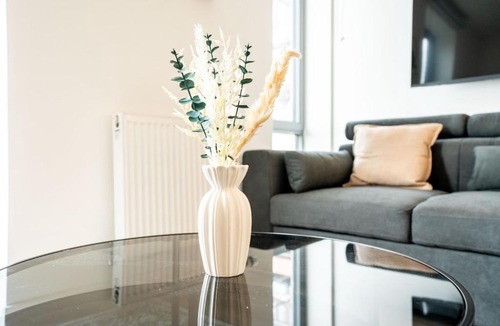 Wembley Central Apartment | Modern 1BR Wembley Stadium Flat - Sleeps 6