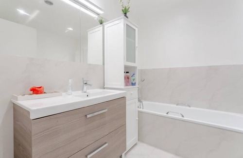 Homerton Apartment | Modern 2 Bedroom Apartment in Heart of Hackney