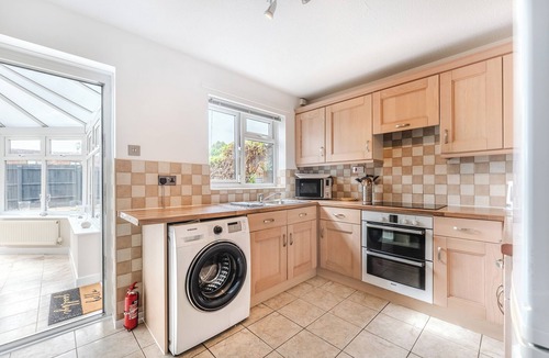 Northampton House | Modern 3 Bed House