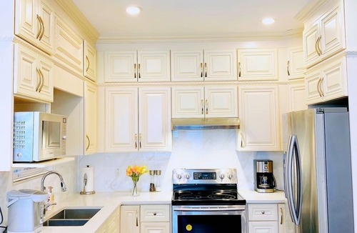 Fraserview House | Modern 3-bedroom home in Vancouver Central Near Airport