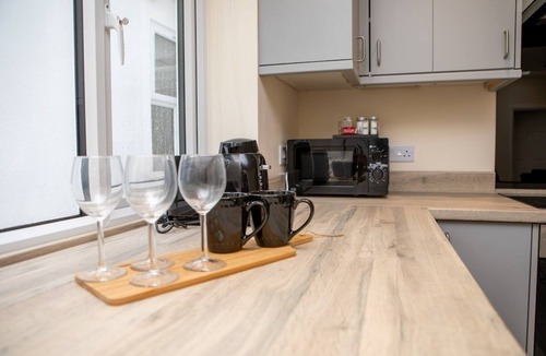 Mapperley Condo | Modern Apartment 2 Double Bed Free Parking Suite11