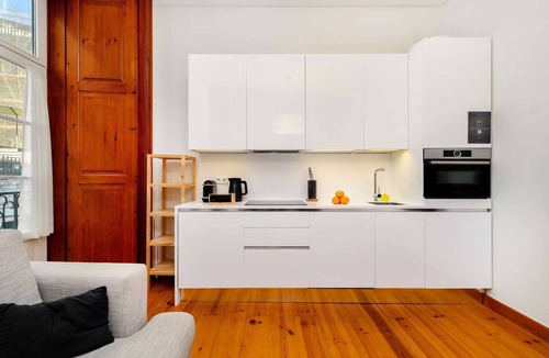 Sao Paulo Apartment | Modern Comfort in Old Lisbon