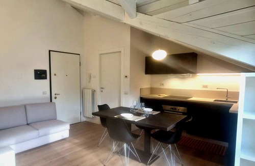 Viggiu Apartment | Modern Flat 1 near the Swiss Border in Viggiù