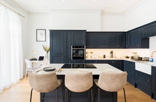 Leamington Spa Apartment | Modern, High End 1 Bed in Central Leamington Spa - Pass the Keys