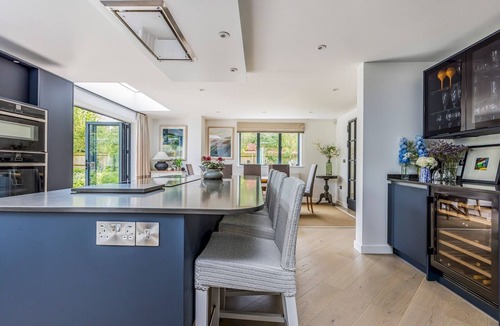 Bosham House | Modern Stylish Bosham Home - Pass The Keys