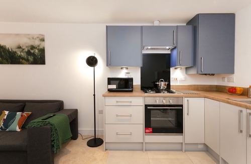 Worksop Apartment | *Modern*Wifi*Smart*Parking*