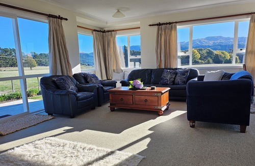 Wairarapa House | Moeraki Station Holiday House