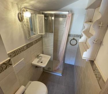 Montagnola Apartment | Monolocale arredato Lugano WiFi, cucina privata, ideale per lavoro