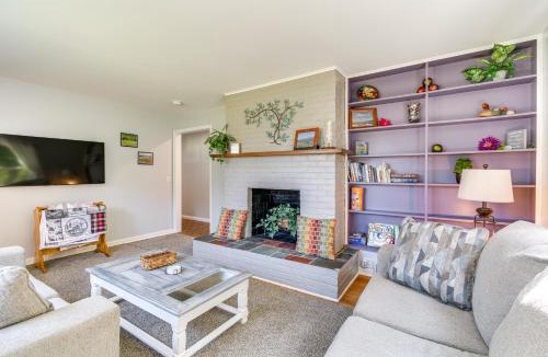 Victor House | Near Trails and Wineries Victor Getaway with Fire Pit