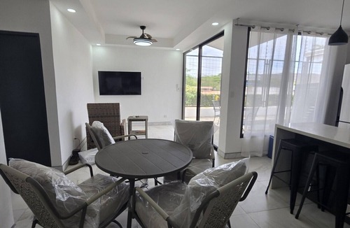 Coco Condo | New 2-bedroom condo with private pool, AC in Playas Del Coco