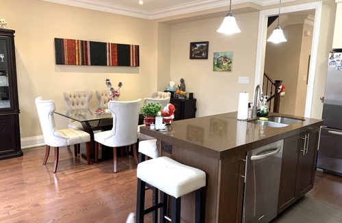 Upper Beaches House | New Luxurious Executive House - Upper Beaches Toronto