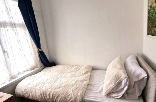 South Harrow House | Newly Refurbished 3 Bedroom Home in Harrow London
