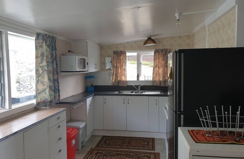 Ngawi House | Ngawi Coastal Kiwi Bach