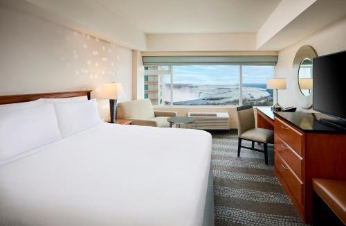 Fallsview Hotel | Niagara Fallsview Hotel & Suites