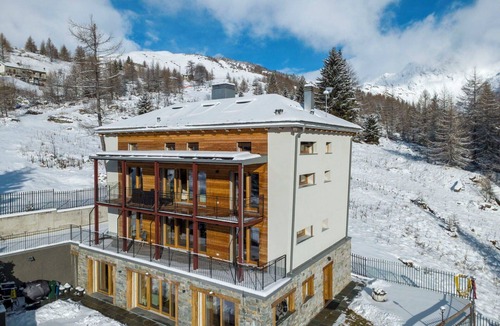 Madesimo Apartment | Nice apartment for 6 people with WIFI, TV, terrace and pets allowed