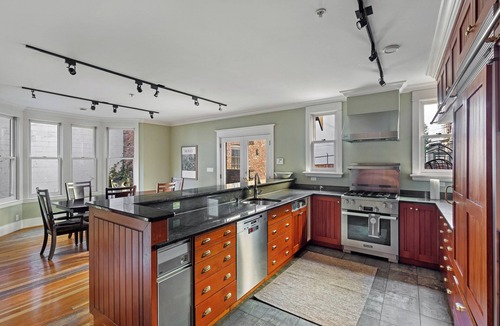 Mount Pleasant House | nLandmark Vancouver Heritage Home with Coachhouse - Mount Pleasant