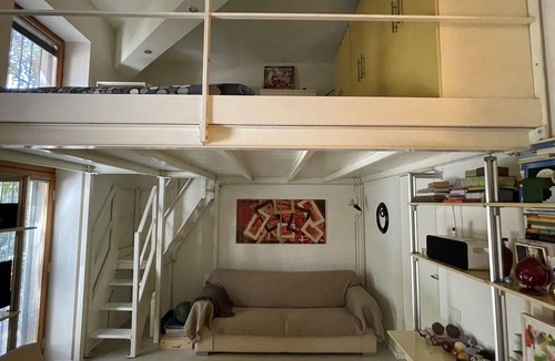 NoLo Apartment | Nolo Square Apartment living loft with metro stop less than 5 minutes walk away.
