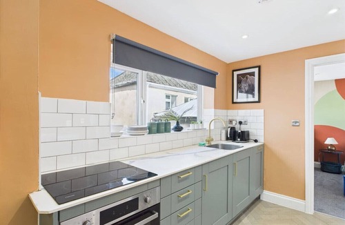 The Cultural Quarter House | North Laine | 6BR | Sleeps18 | x2 Free Parking