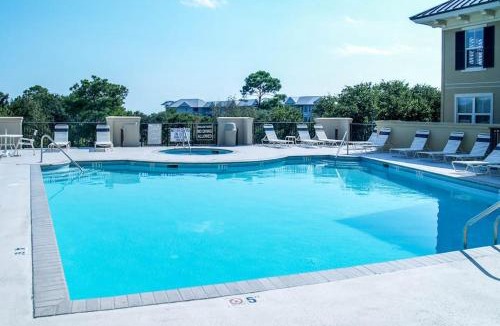 North Forest Beach House | North Shore Place 207