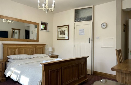 Hillingdon Bed & Breakfast | Oakwood B&B Heathrow