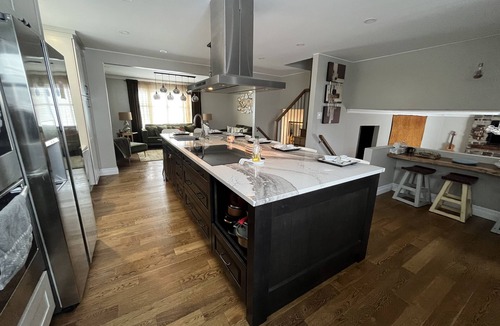 Halton Regional Municipality House | Oasis Ambiance Luxury Cottage Feel Huge Salt Heated Pool Sauna Cabana FirepitBBQ