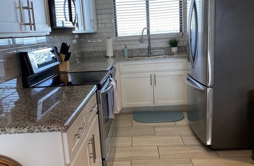 Hudson Beach Estates Condo | Ocean View from Every Room of this 7th Floor Condo