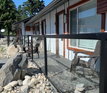 Davis Bay Hotel | Oceanside Villas