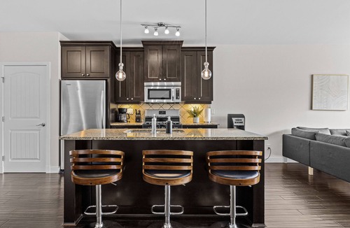 Westbank Condo | Okanagan Lake Beachfront Penthouse. 2 Bedrooms + den, 3 bath. Boatslip Option.