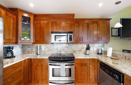 Snow Pine Estates Condo | Okanagan - Powder View 5