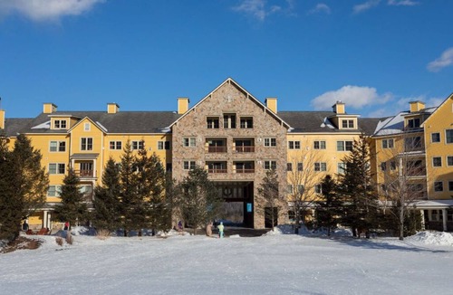 Ludlow Apartment | Okemo | Charming Room & Amenities Nearby | Pools