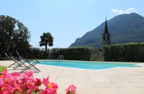Mergozzo Apartment | Oleandro 1 apartment in Residence Villa Cerutti
