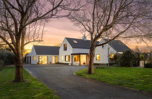Dyerville House | Olive Grove Estate, Martinborough