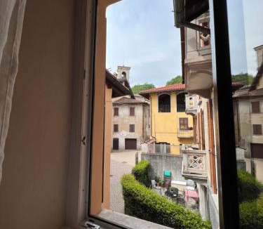 Brusimpiano Bed & Breakfast | OSTERIA al CANTONACCIO ROOMS
