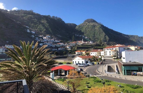 Porto Moniz Bed & Breakfast | Pérola Views Inn 104 by Madeira Sun Travel